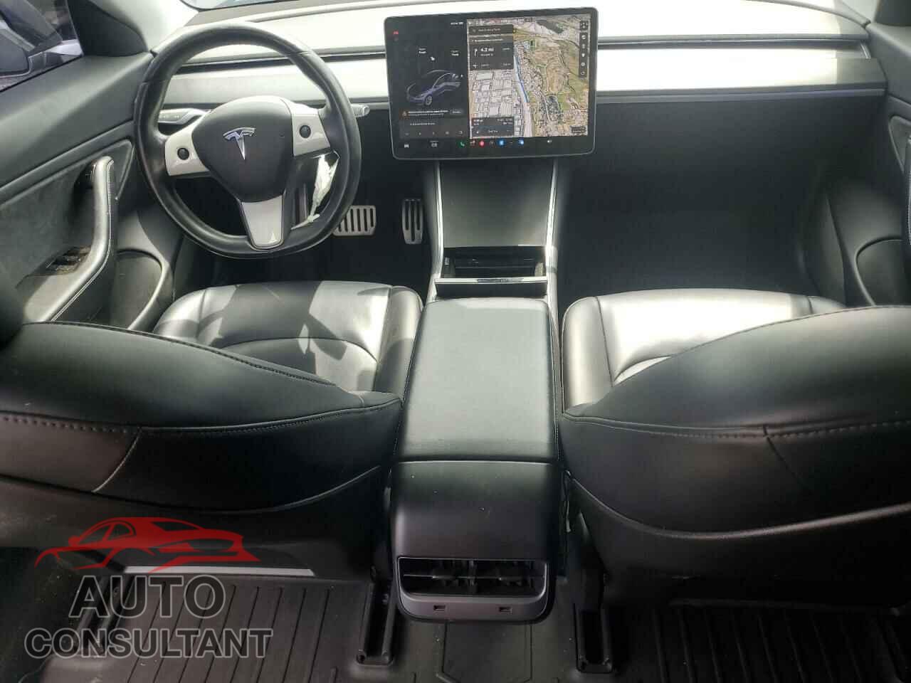 TESLA MODEL 3 2018 - 5YJ3E1EA1JF010853