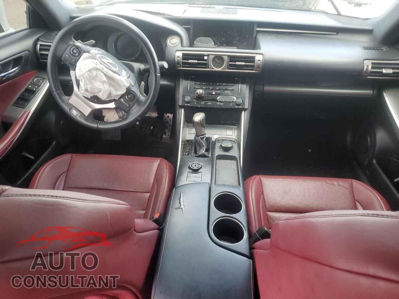 LEXUS IS 2014 - JTHBF1D29E5020524