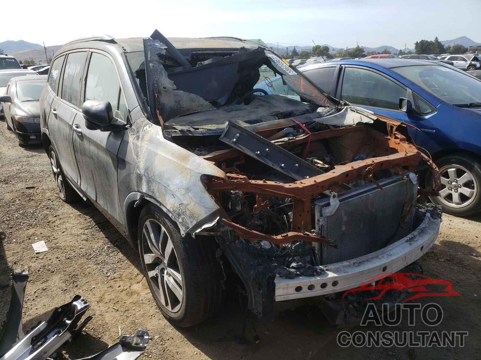 HONDA PILOT 2017 - 5FNYF5H91HB009496
