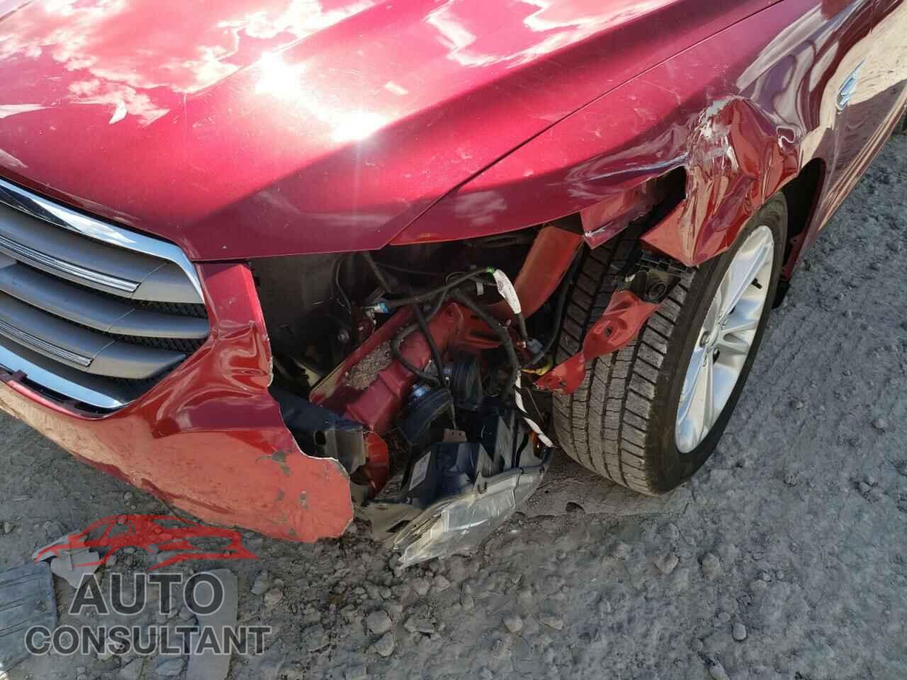 FORD TAURUS 2017 - 1FAHP2E86HG125179