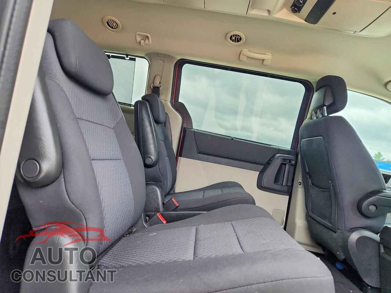 DODGE CARAVAN 2010 - 2D4RN5D13AR416675
