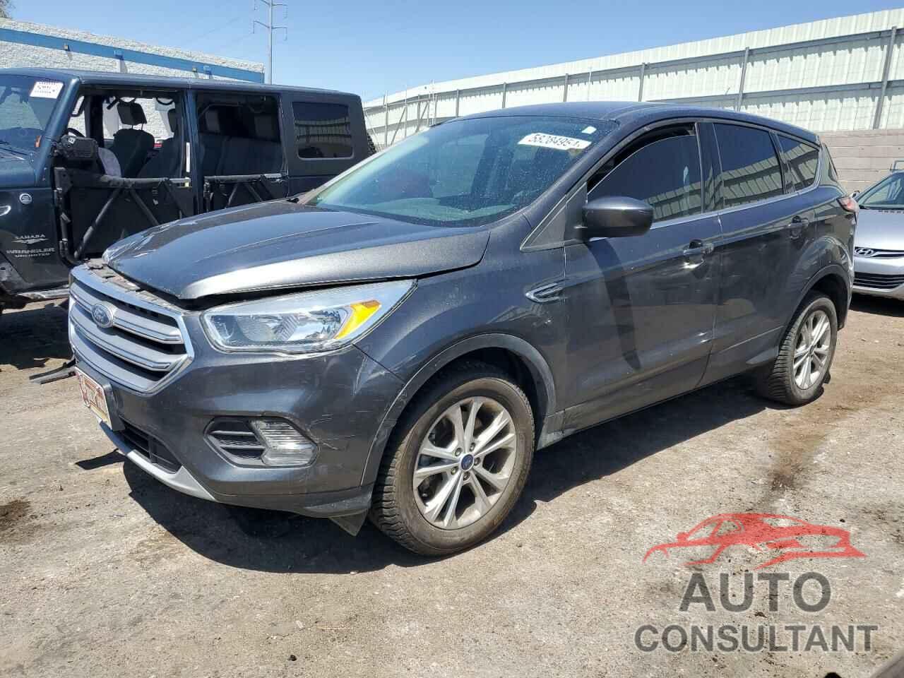 FORD ESCAPE 2017 - 1FMCU9G91HUE08520