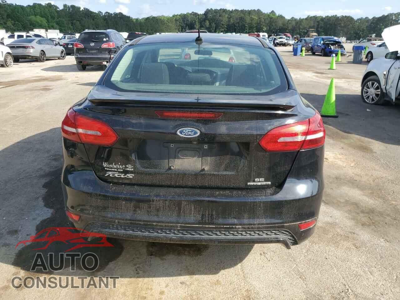 FORD FOCUS 2016 - 1FADP3F22GL207351