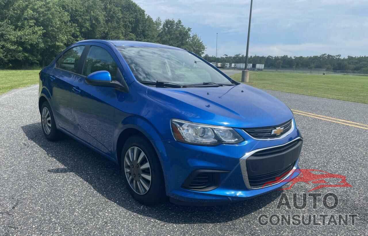 CHEVROLET SONIC 2017 - 1G1JB5SHXH4155473