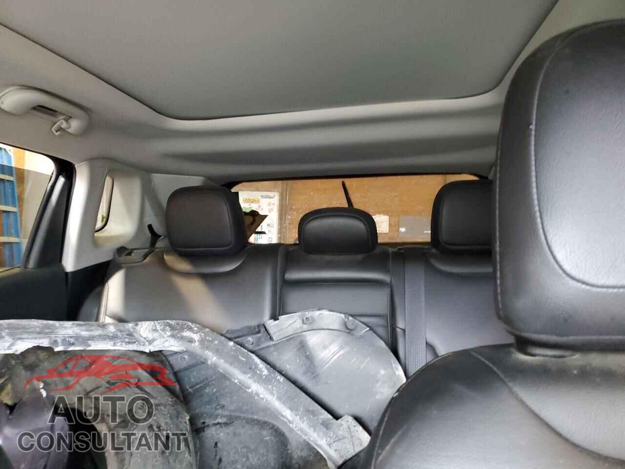 JEEP COMPASS 2018 - 3C4NJDCB8JT168707