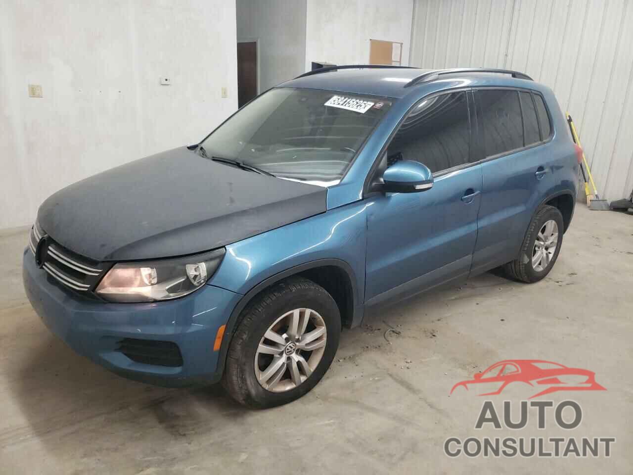 VOLKSWAGEN TIGUAN 2017 - WVGBV7AX8HW501835