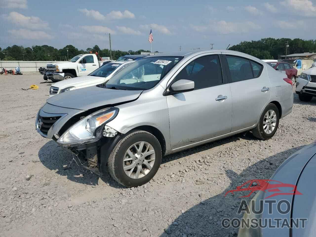 NISSAN VERSA 2018 - 3N1CN7AP4JL866018