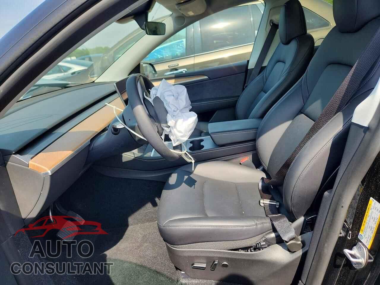 TESLA MODEL Y 2023 - 7SAYGDEE9PA160366