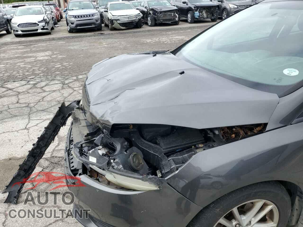 FORD FOCUS 2016 - 1FADP3F21GL332194