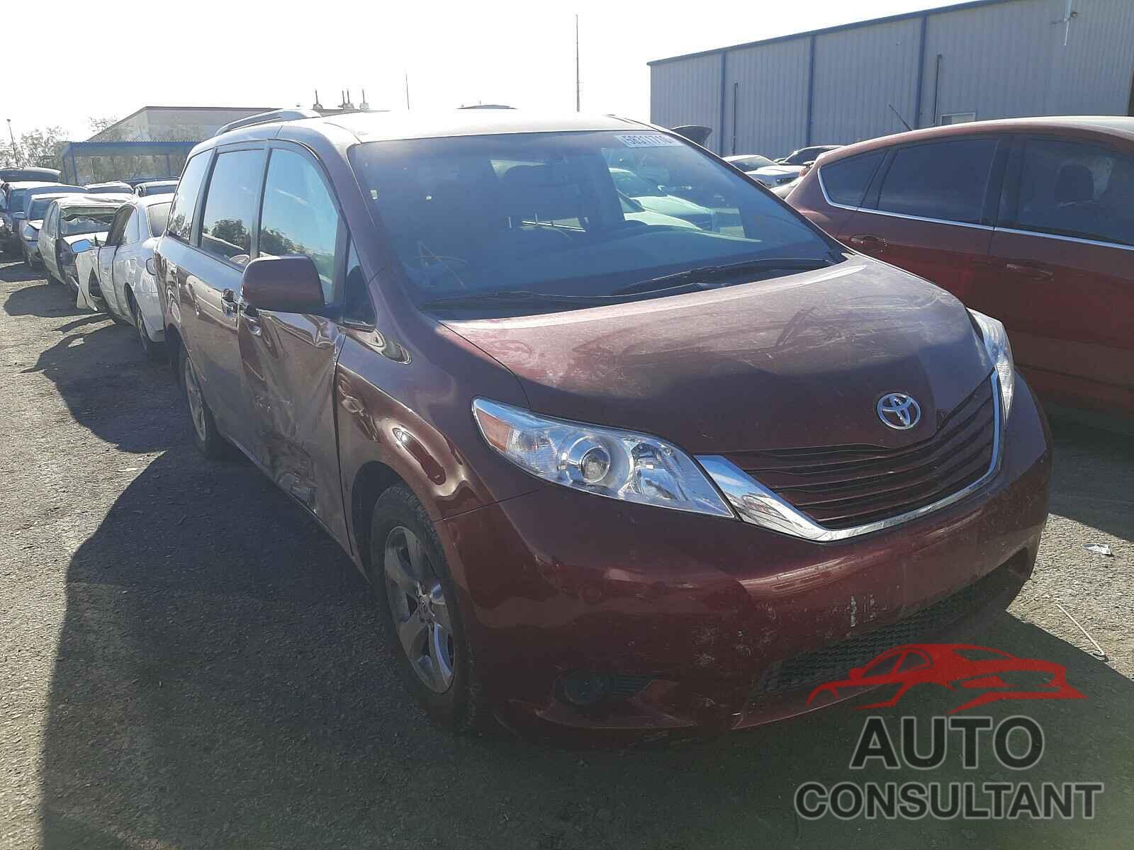 TOYOTA SIENNA 2017 - 5TDKZ3DC2HS832324