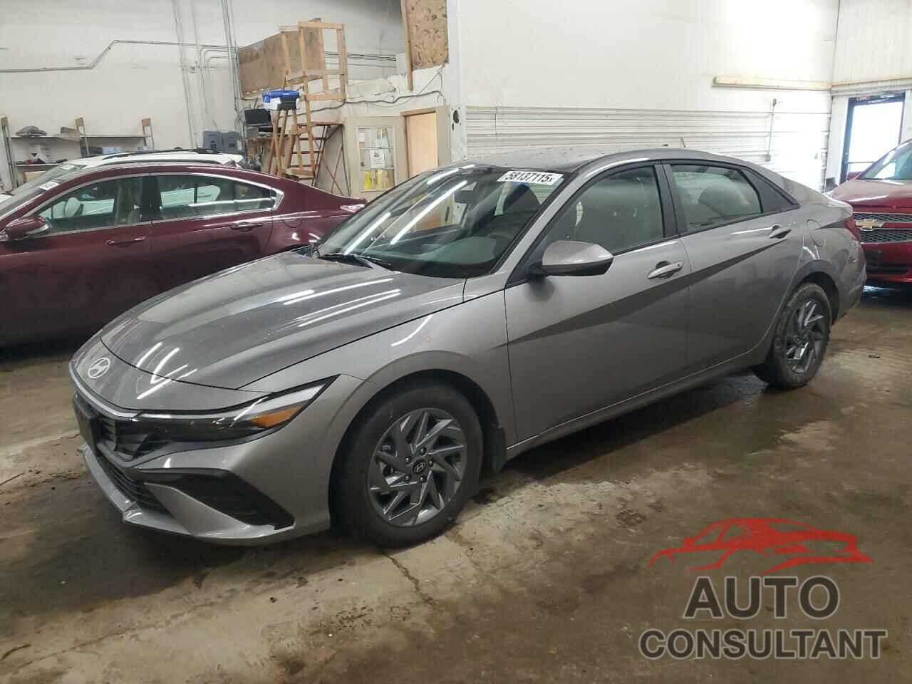 HYUNDAI ELANTRA 2024 - KMHLM4DG4RU833690