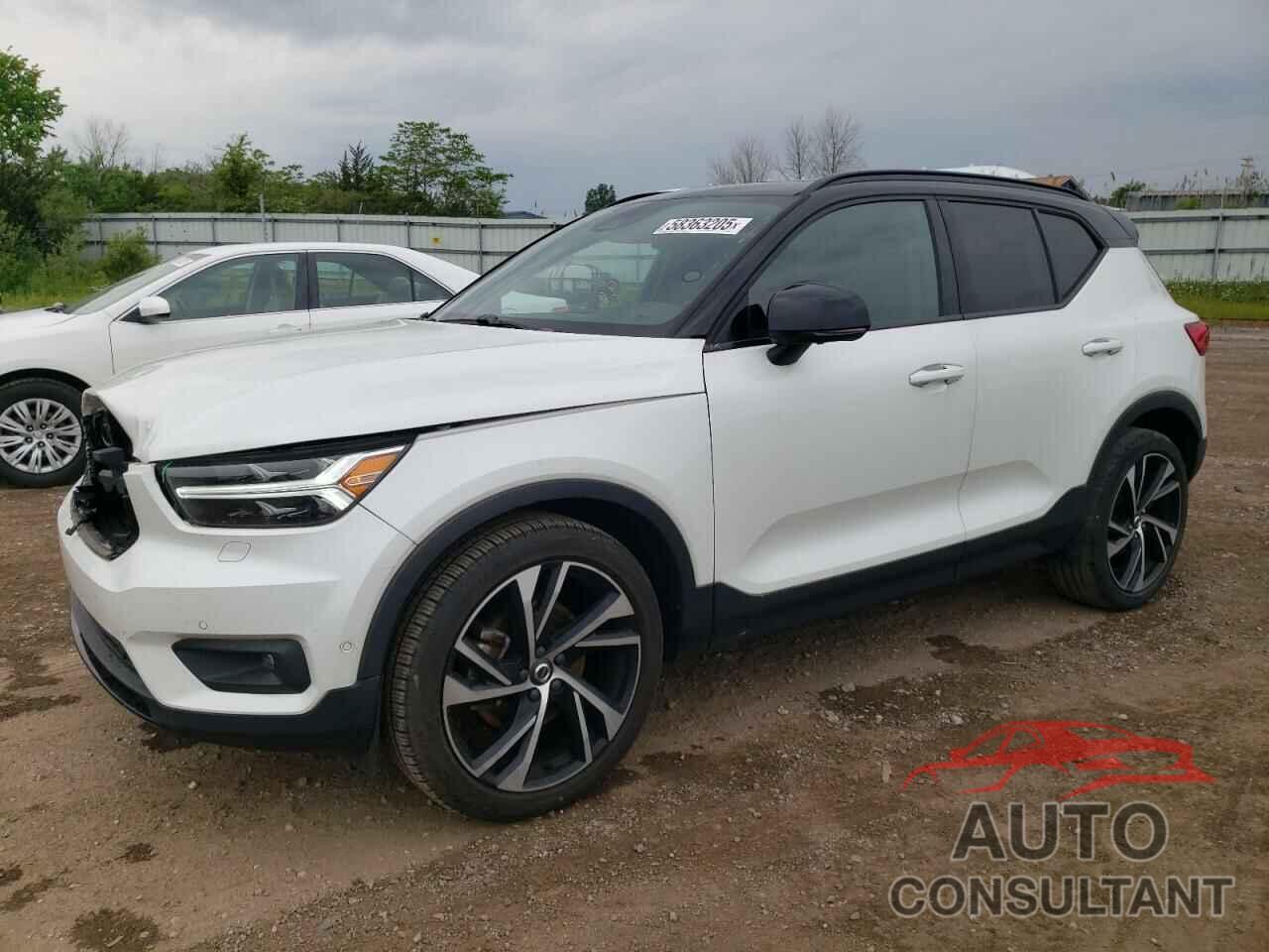 VOLVO XC40 2021 - YV4162UM0M2589490