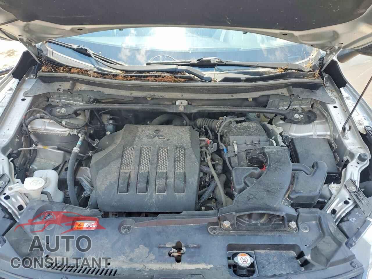 MITSUBISHI ECLIPSE 2019 - JA4AT4AA8KZ000699