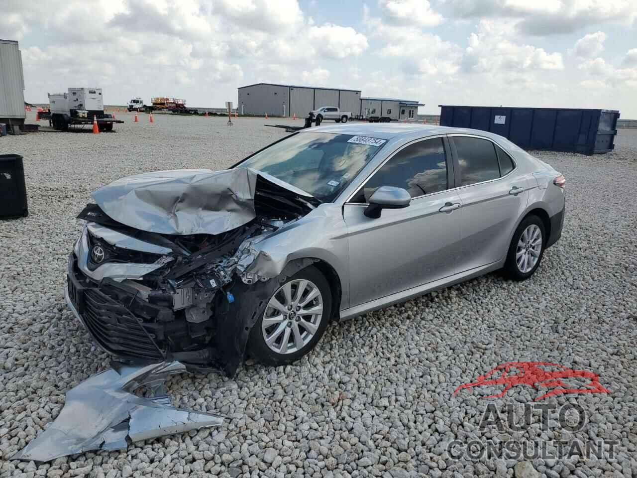 TOYOTA CAMRY 2018 - JTNB11HK2J3019159