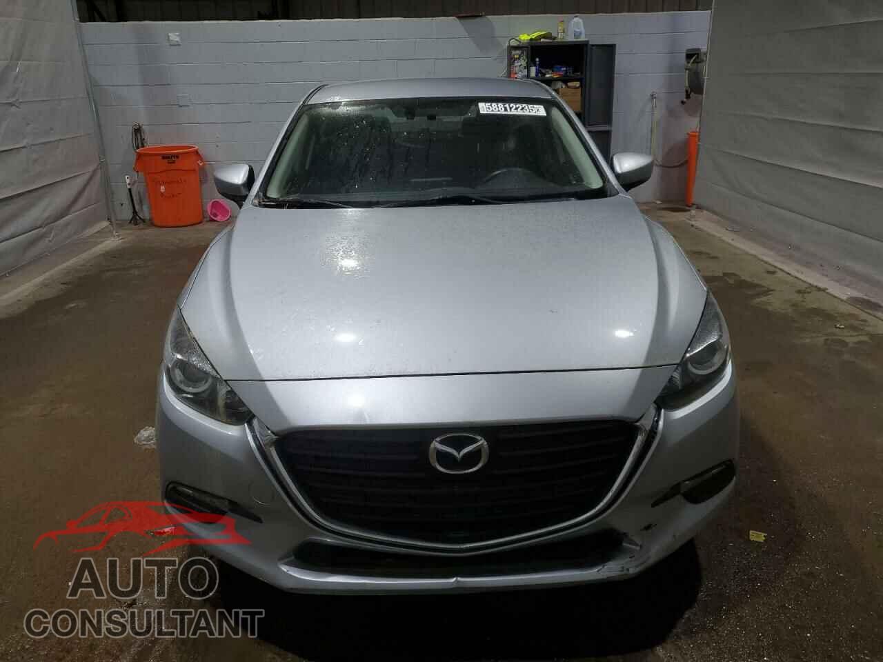 MAZDA 3 2017 - 3MZBN1U77HM155349