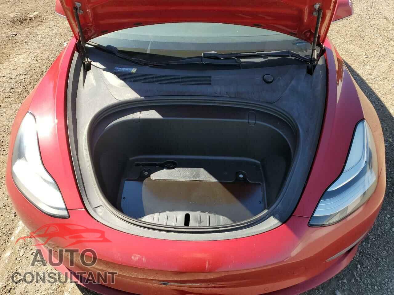 TESLA MODEL 3 2018 - 5YJ3E1EBXJF107042