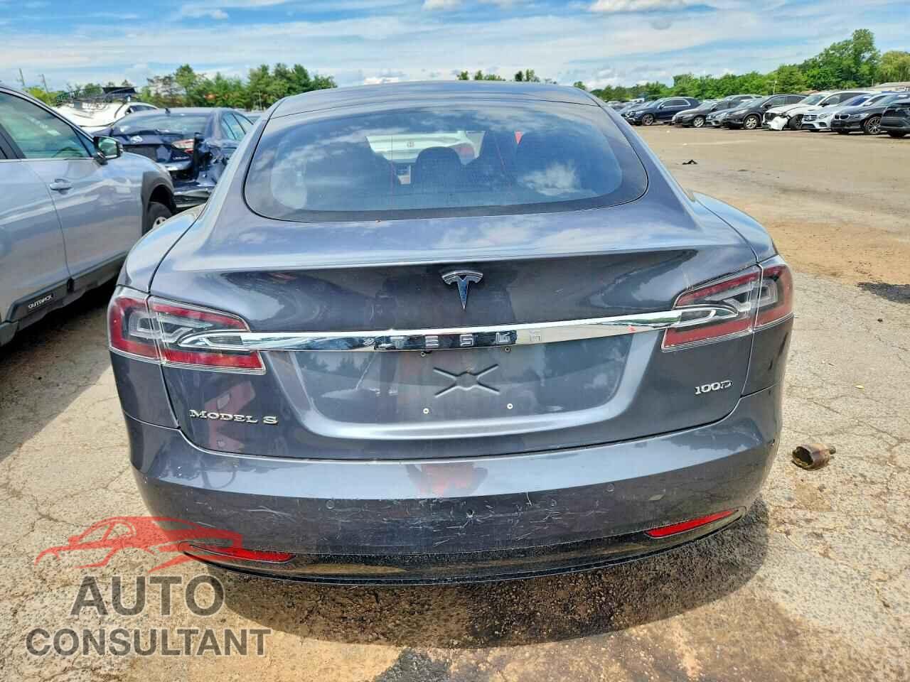 TESLA MODEL S 2018 - 5YJSA1E25JF272018