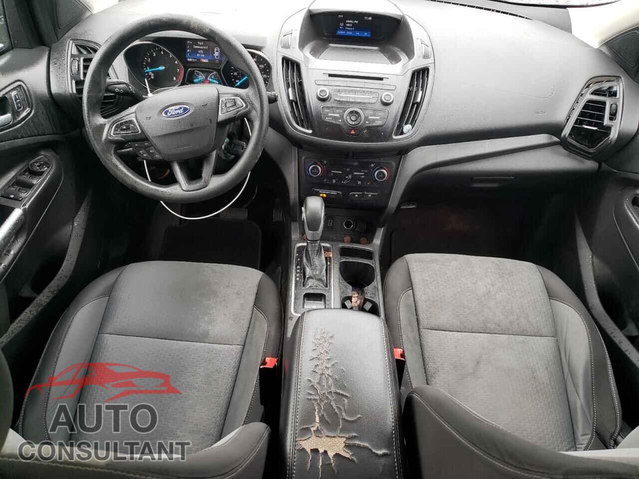 FORD ESCAPE 2018 - 1FMCU9GD6JUB02570