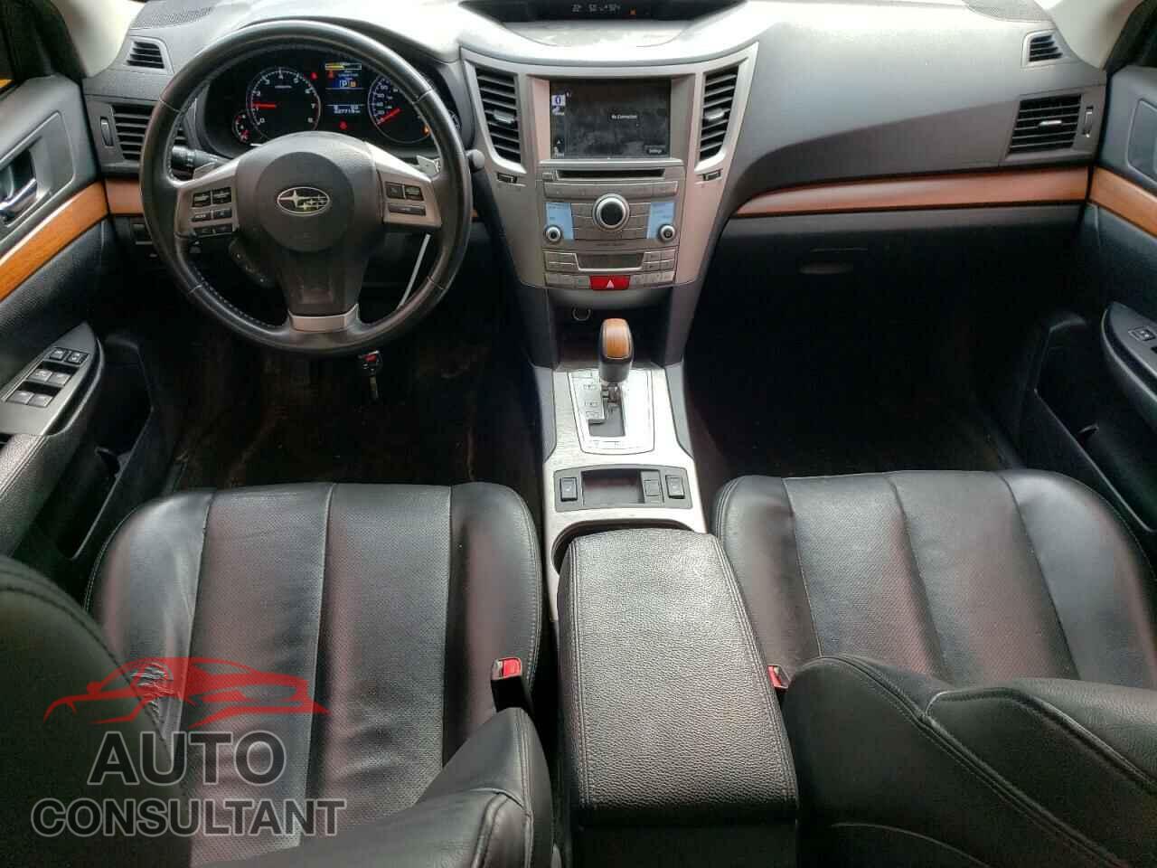 SUBARU OUTBACK 2014 - 4S4BRJMC4E2313701