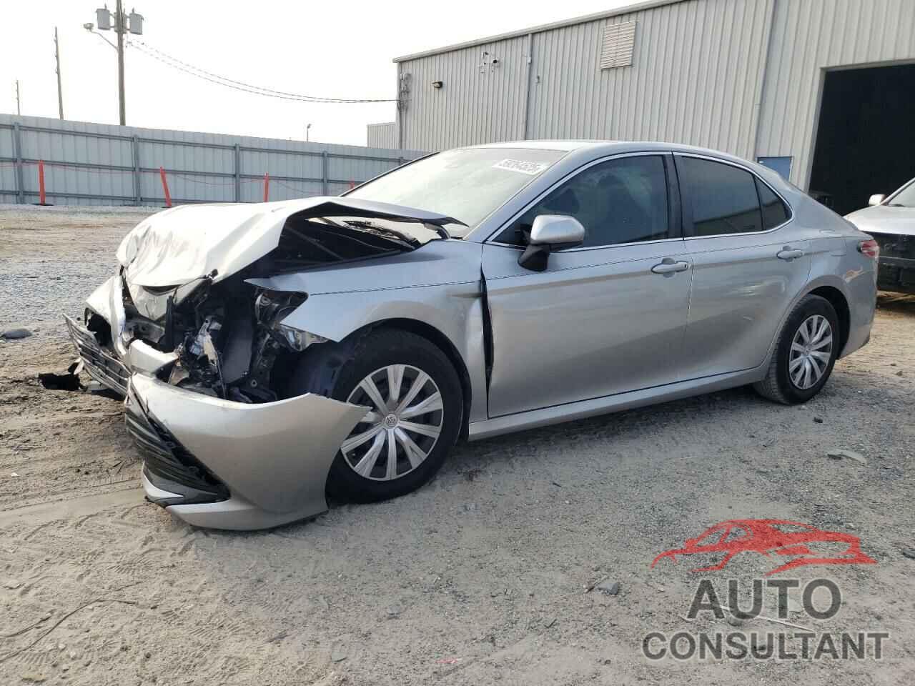 TOYOTA CAMRY 2018 - 4T1B11HK6JU663676