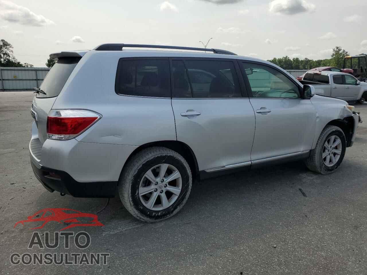 TOYOTA HIGHLANDER 2013 - 5TDZK3EH8DS106085