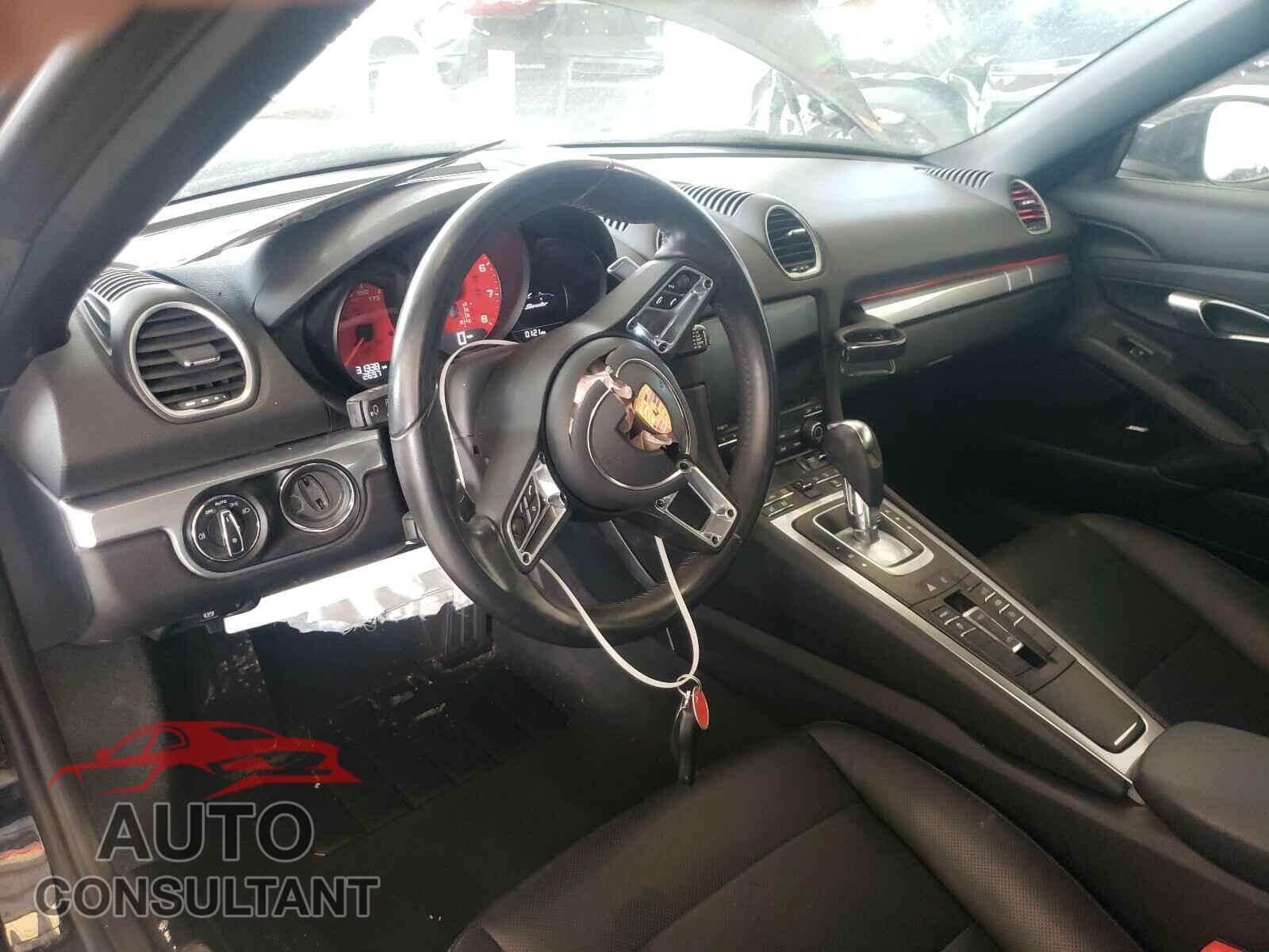 PORSCHE BOXSTER 2019 - WP0CA2A81KS210978