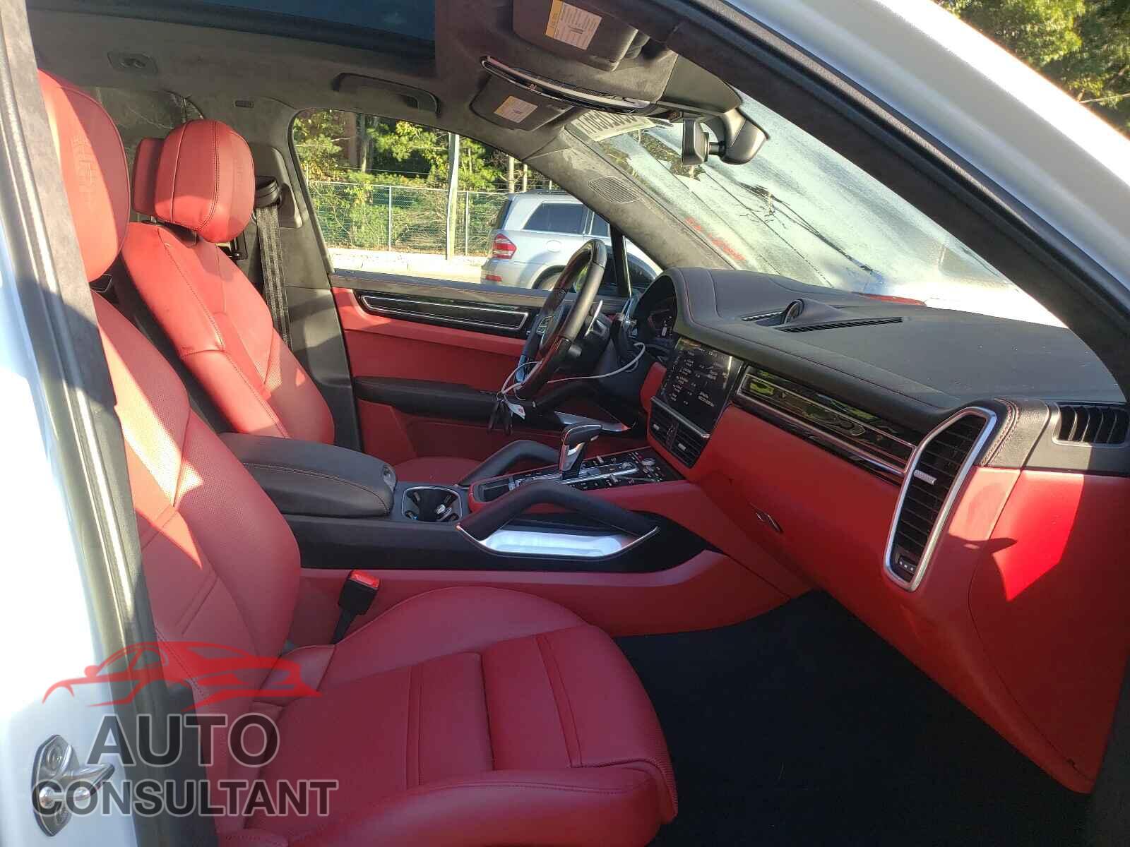PORSCHE CAYENNE 2021 - WP1AH2AY7MDA38108