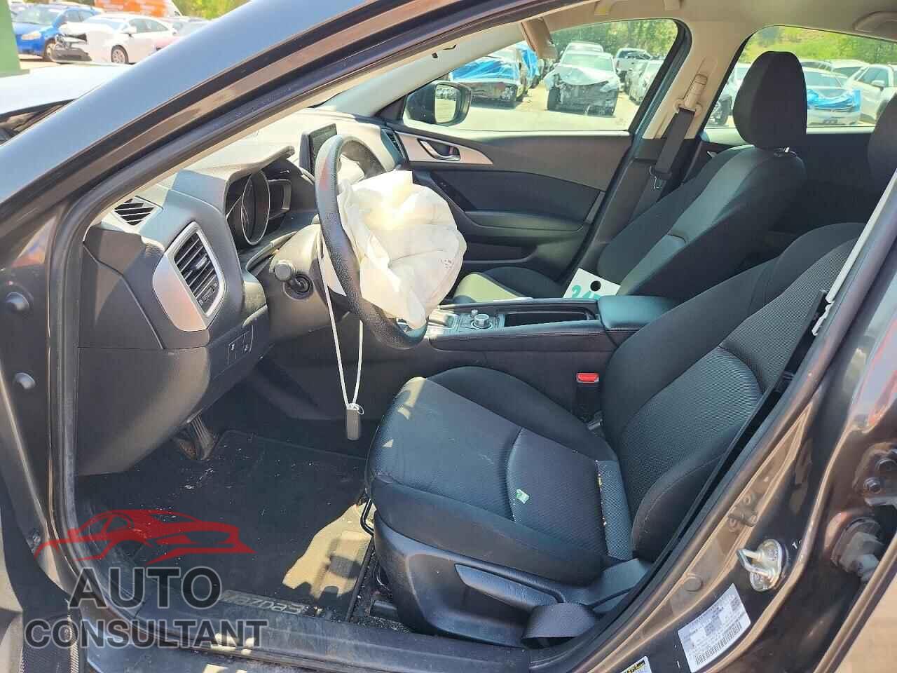 MAZDA 3 2017 - 3MZBN1K77HM128090
