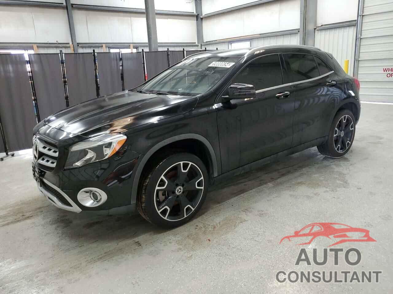 MERCEDES-BENZ GLA-CLASS 2019 - WDCTG4EB1KJ588279