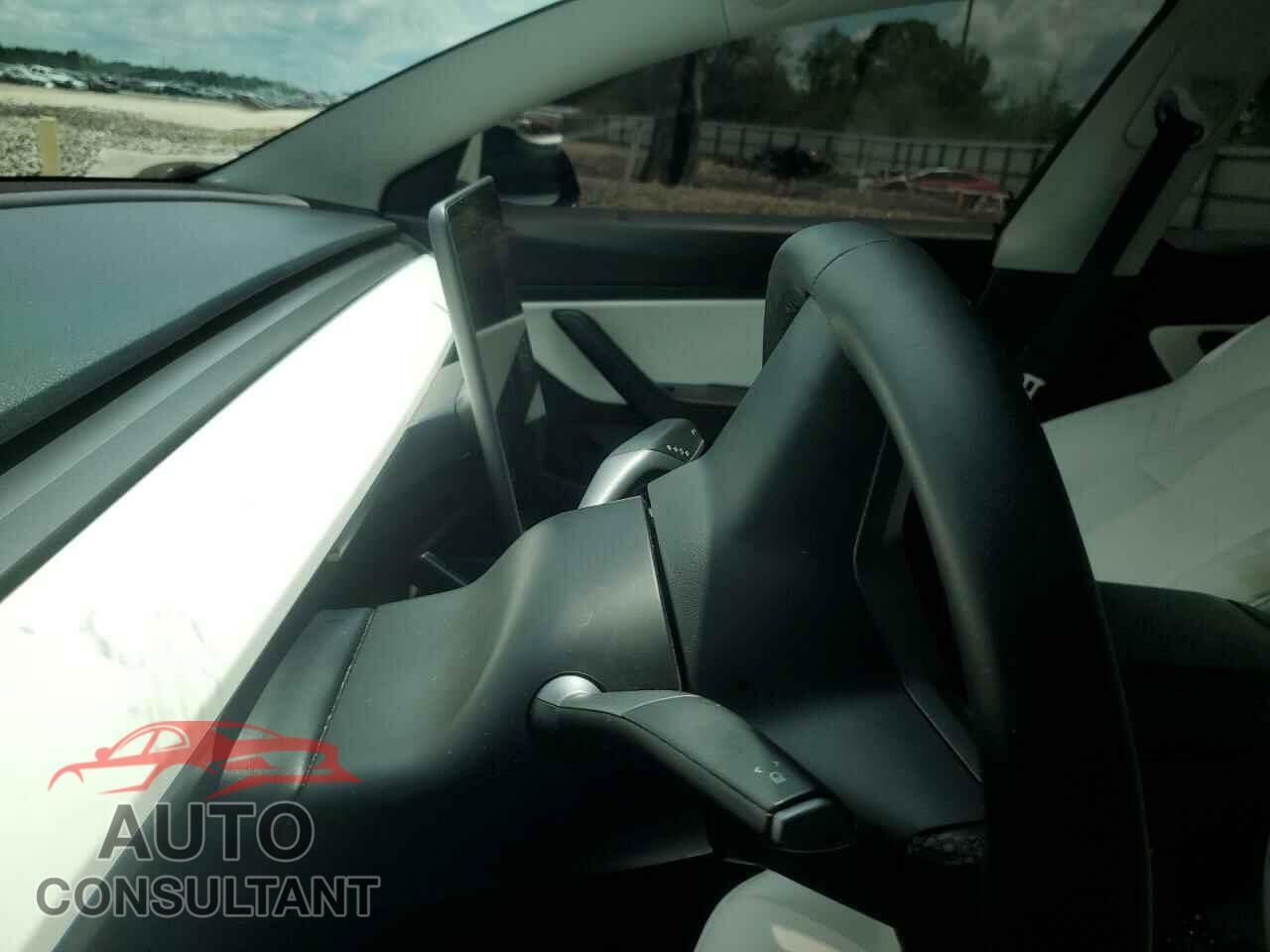 TESLA MODEL 3 2020 - 5YJ3E1EB0LF668479