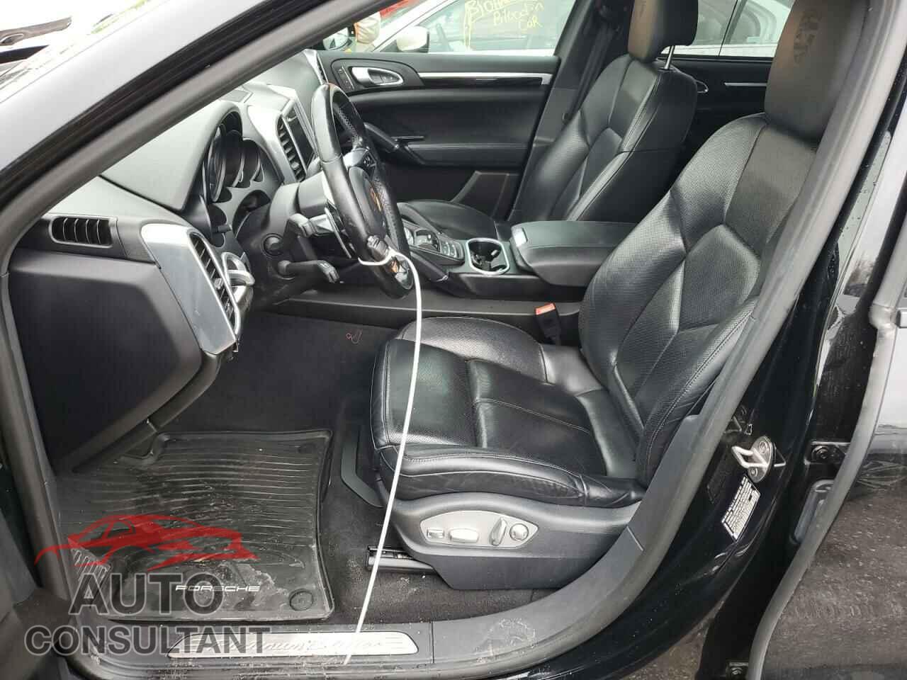 PORSCHE CAYENNE 2017 - WP1AA2A27HKA83020