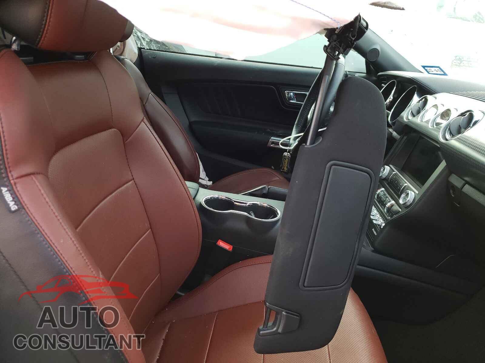 FORD MUSTANG 2017 - 1FA6P8TH4H5277213