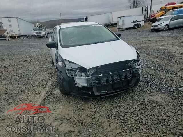 FORD FOCUS 2017 - 1FADP3E23HL209273