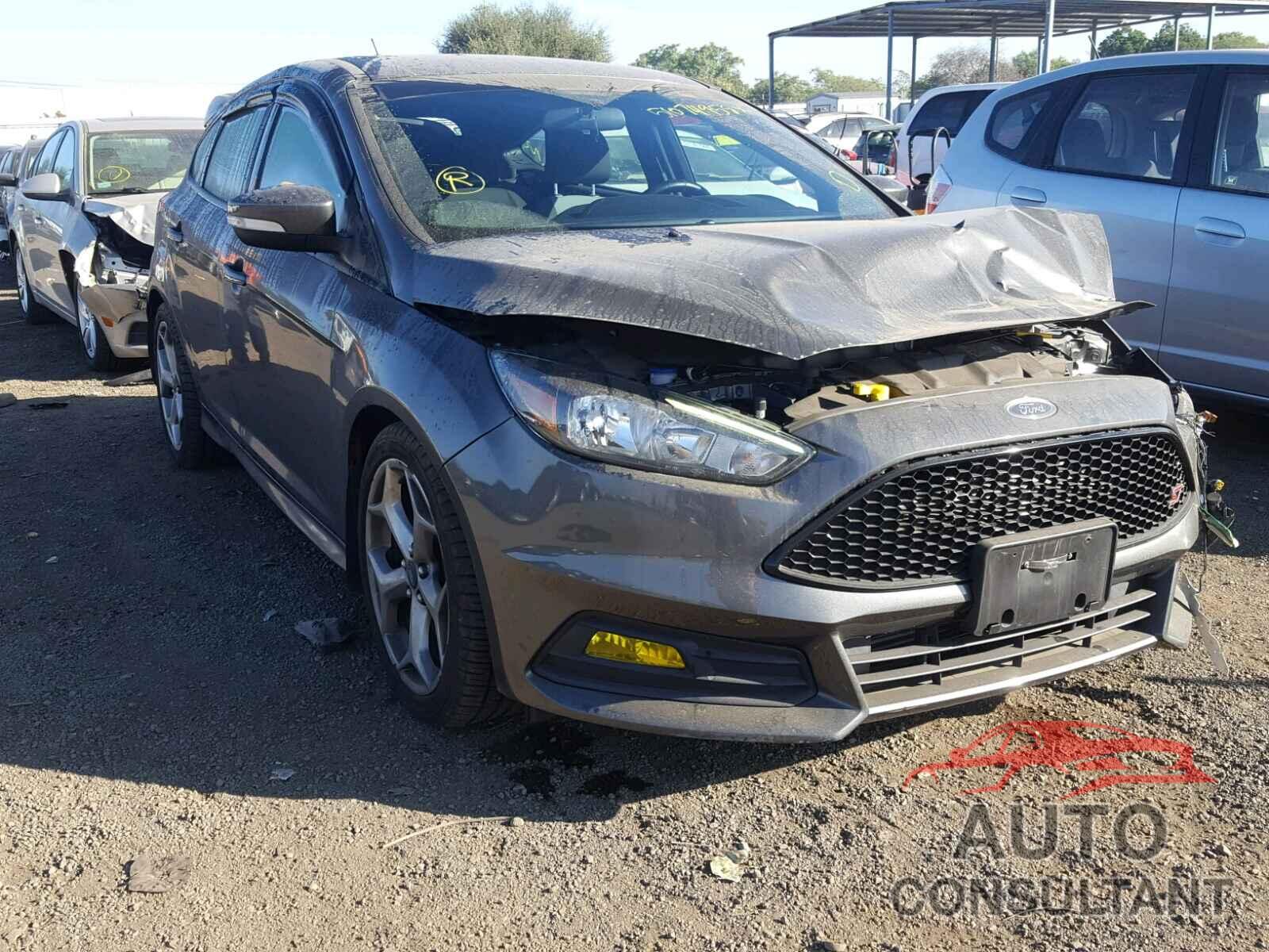 FORD FOCUS 2015 - 1FADP3L97FL300480