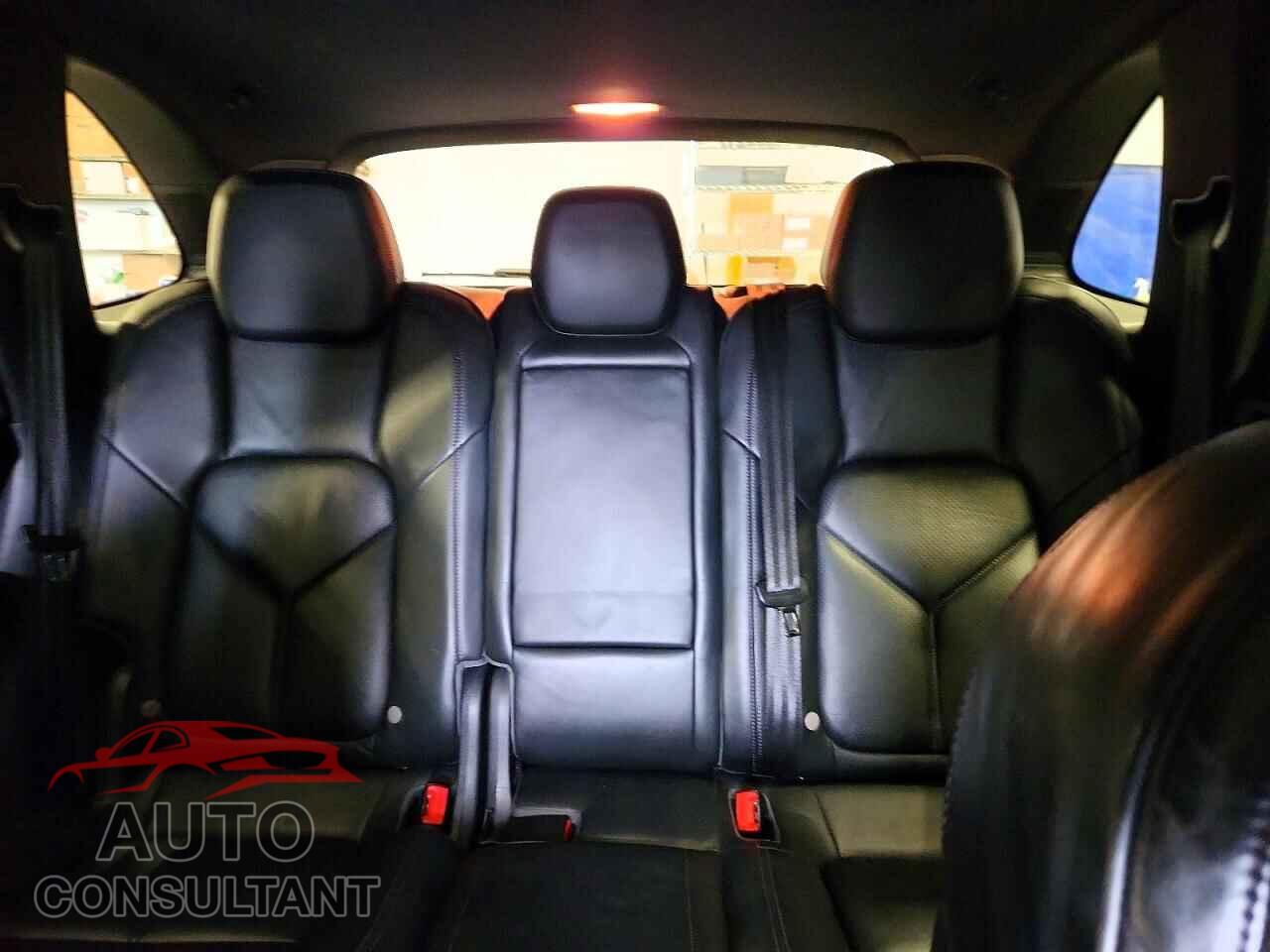 PORSCHE CAYENNE 2012 - WP1AE2A22CLA93980