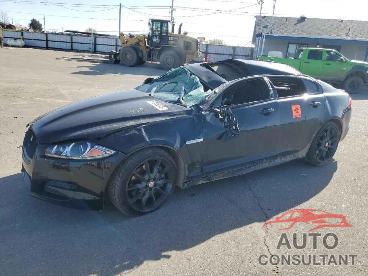 JAGUAR XF 2015 - SAJWA0F74F8U68000
