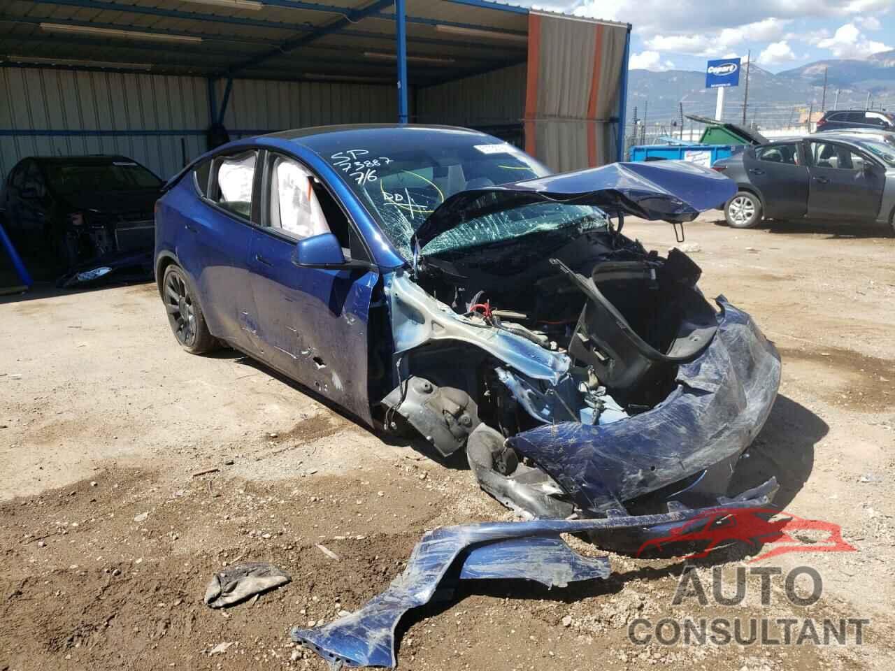 TESLA MODEL Y 2020 - 5YJYGDEE8LF013594