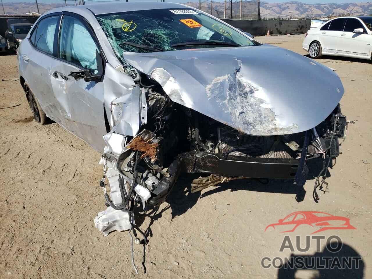 TOYOTA COROLLA 2017 - 5YFBURHE8HP654392
