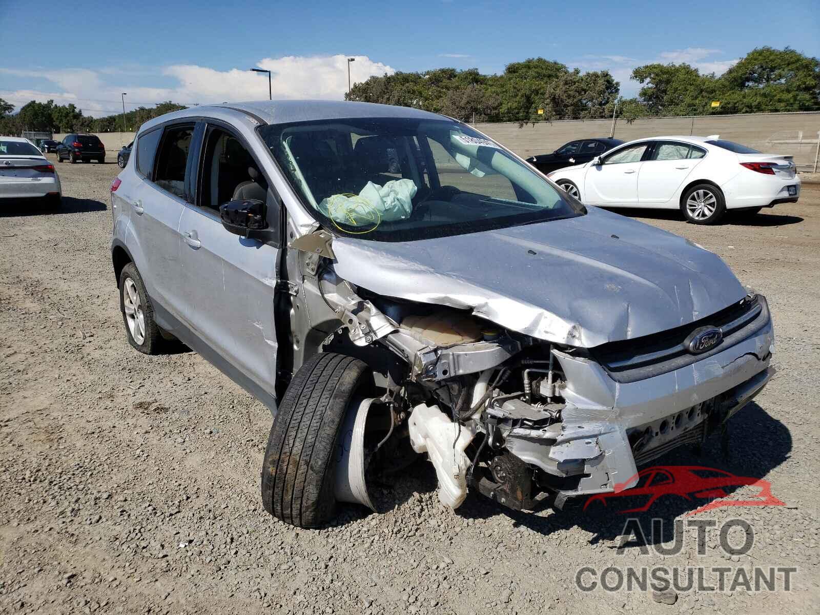 FORD ESCAPE 2016 - 1FMCU9G90GUB40316