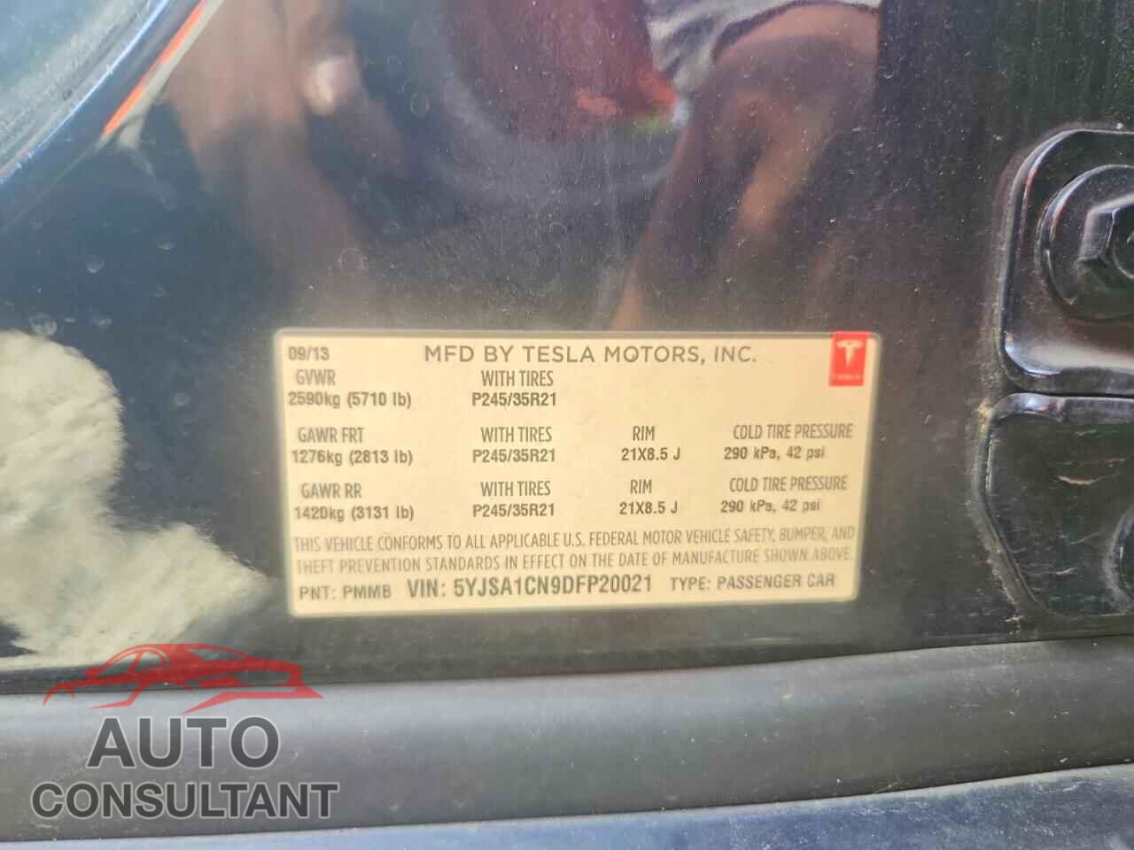 TESLA MODEL S 2013 - 5YJSA1CN9DFP20021