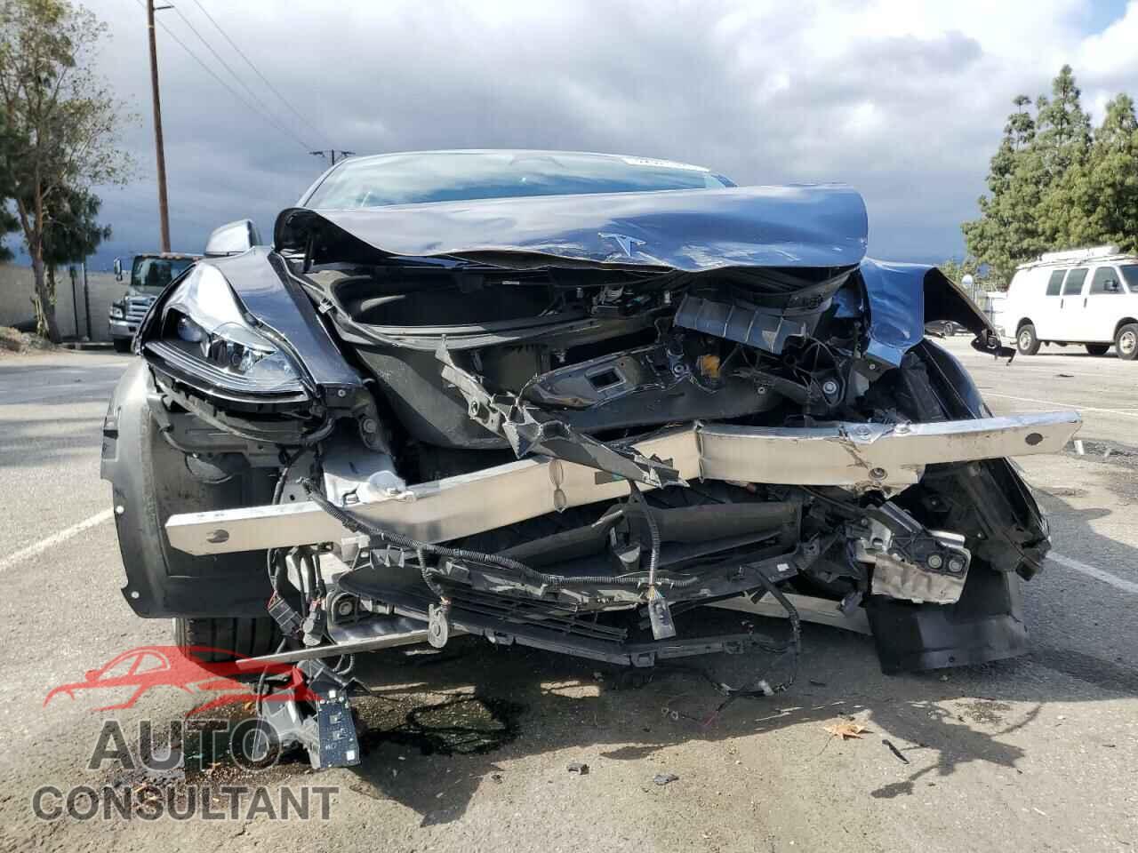 TESLA MODEL 3 2022 - 5YJ3E1EA3NF142955