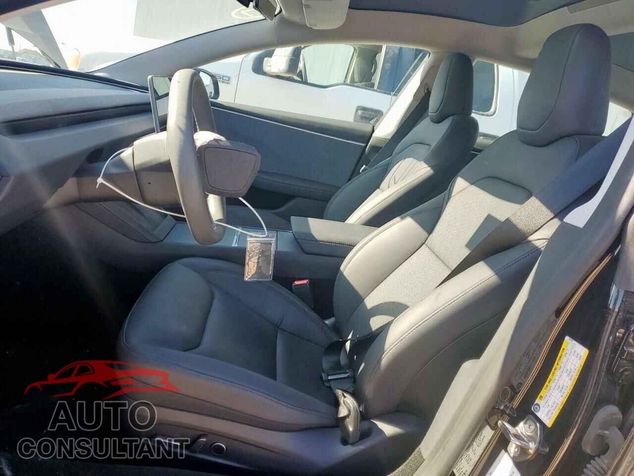 TESLA MODEL 3 2024 - 5YJ3E1EA6RF761197