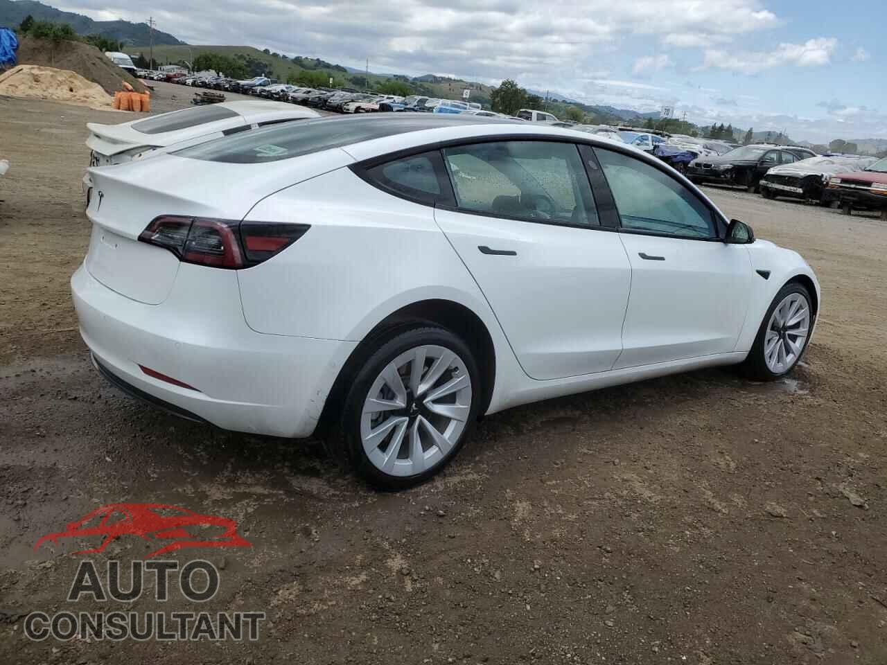 TESLA MODEL 3 2022 - 5YJ3E1EA3NF369210