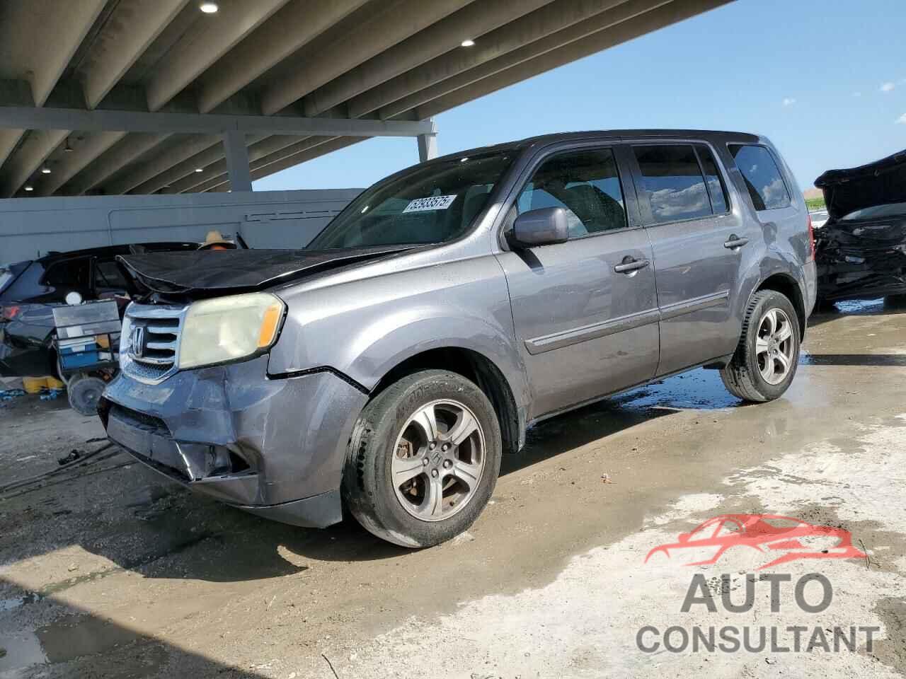 HONDA PILOT 2015 - 5FNYF3H30FB034600