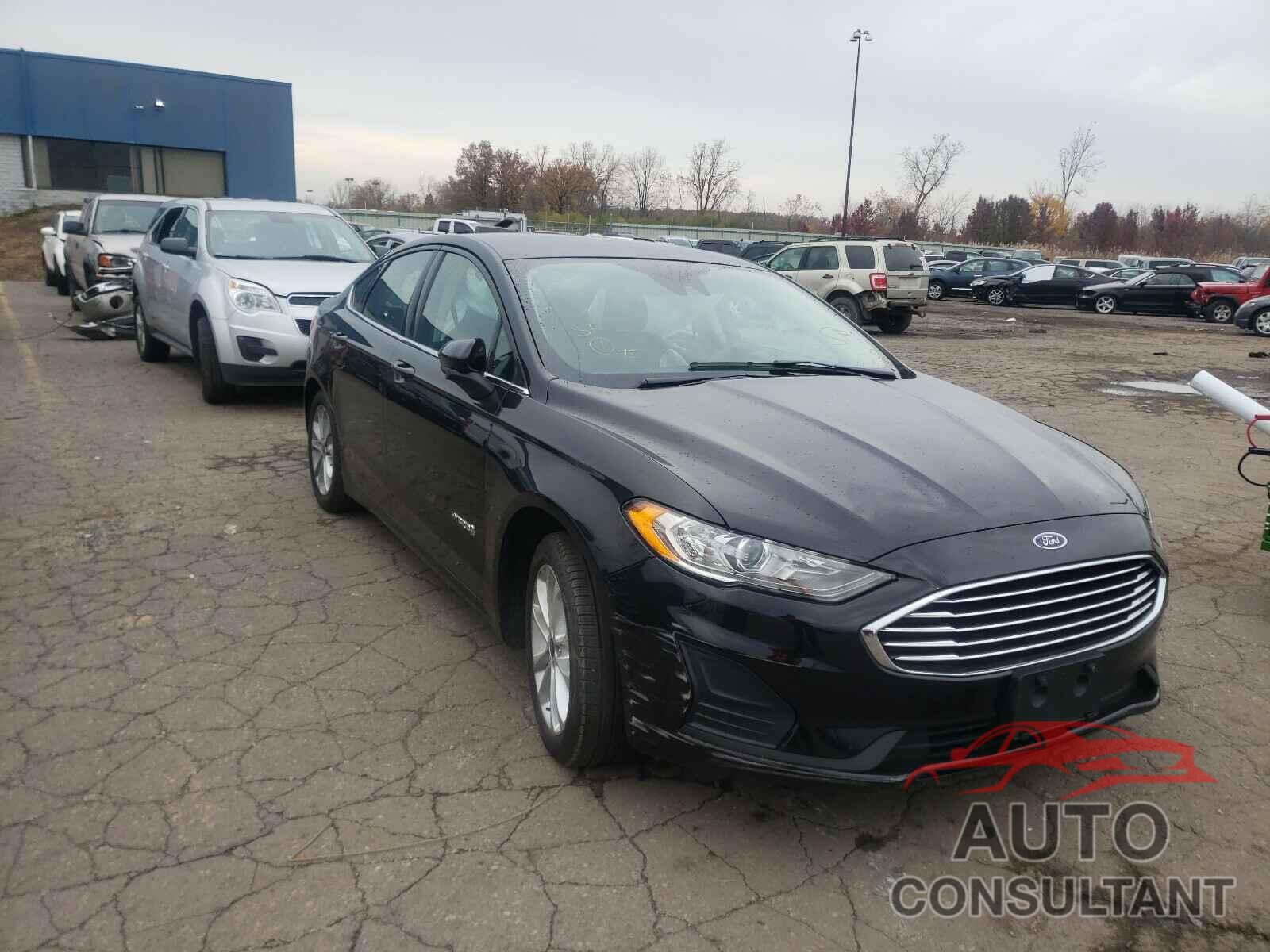 FORD FUSION 2019 - 3FA6P0LU9KR141596