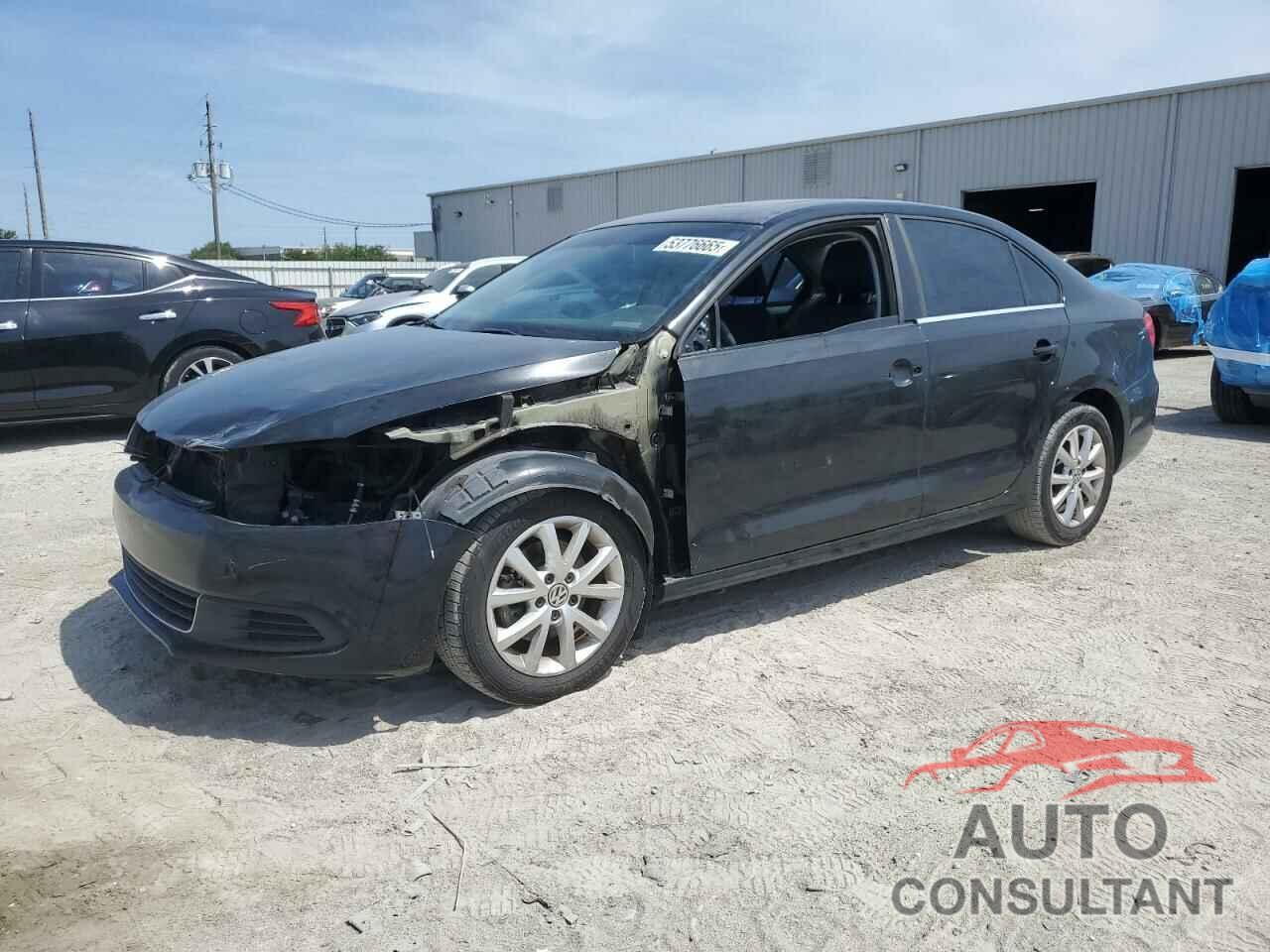 VOLKSWAGEN JETTA 2013 - 3VWDX7AJ7DM284871