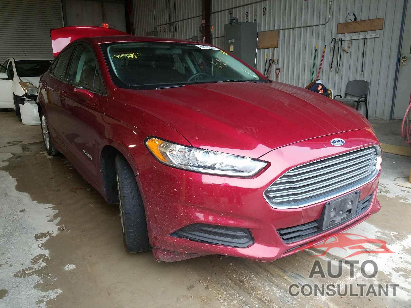 FORD FUSION 2016 - 3FA6P0LU2GR352064