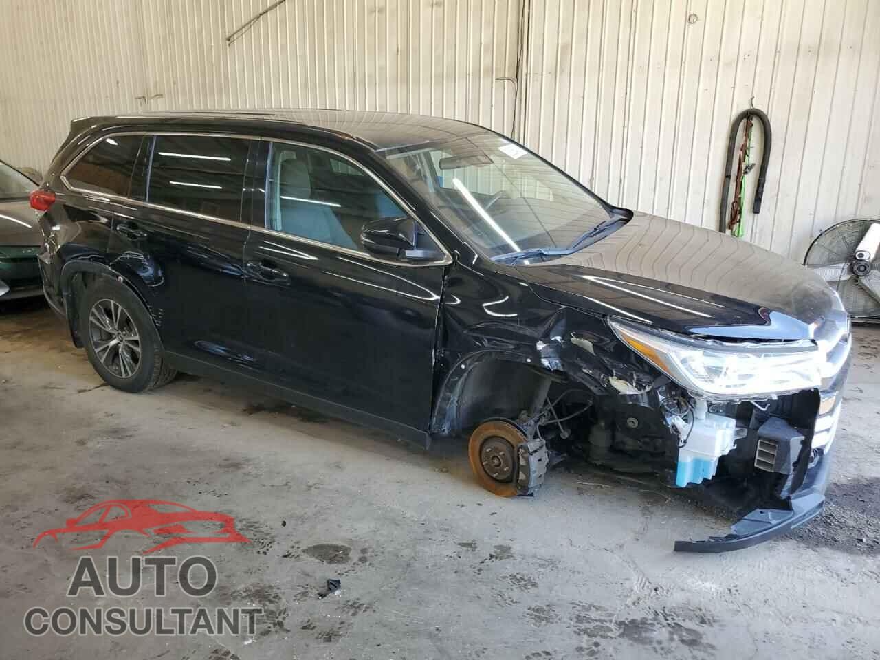 TOYOTA HIGHLANDER 2019 - 5TDBZRFH2KS738043