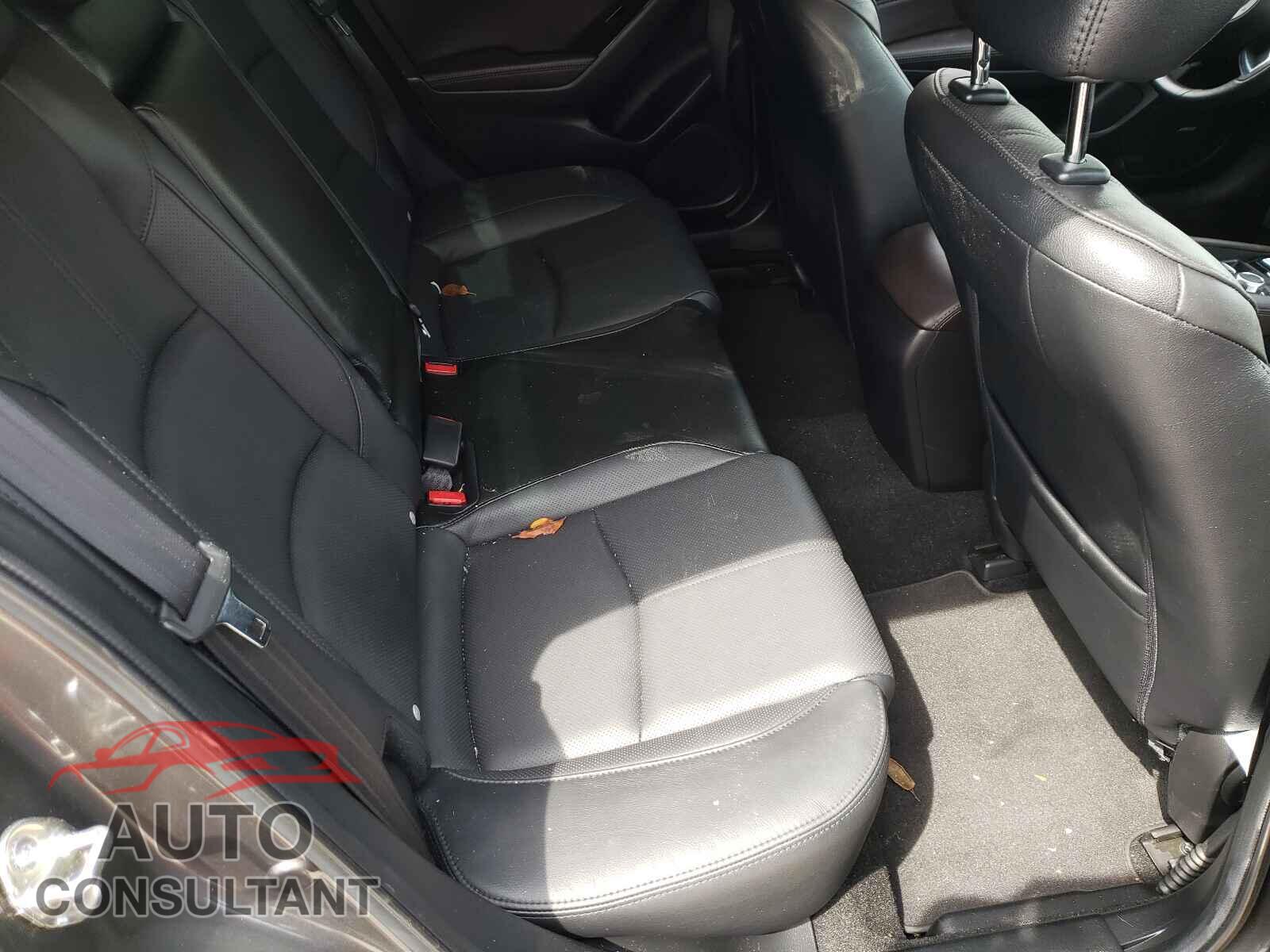 MAZDA 3 2017 - 3MZBN1W3XHM128415