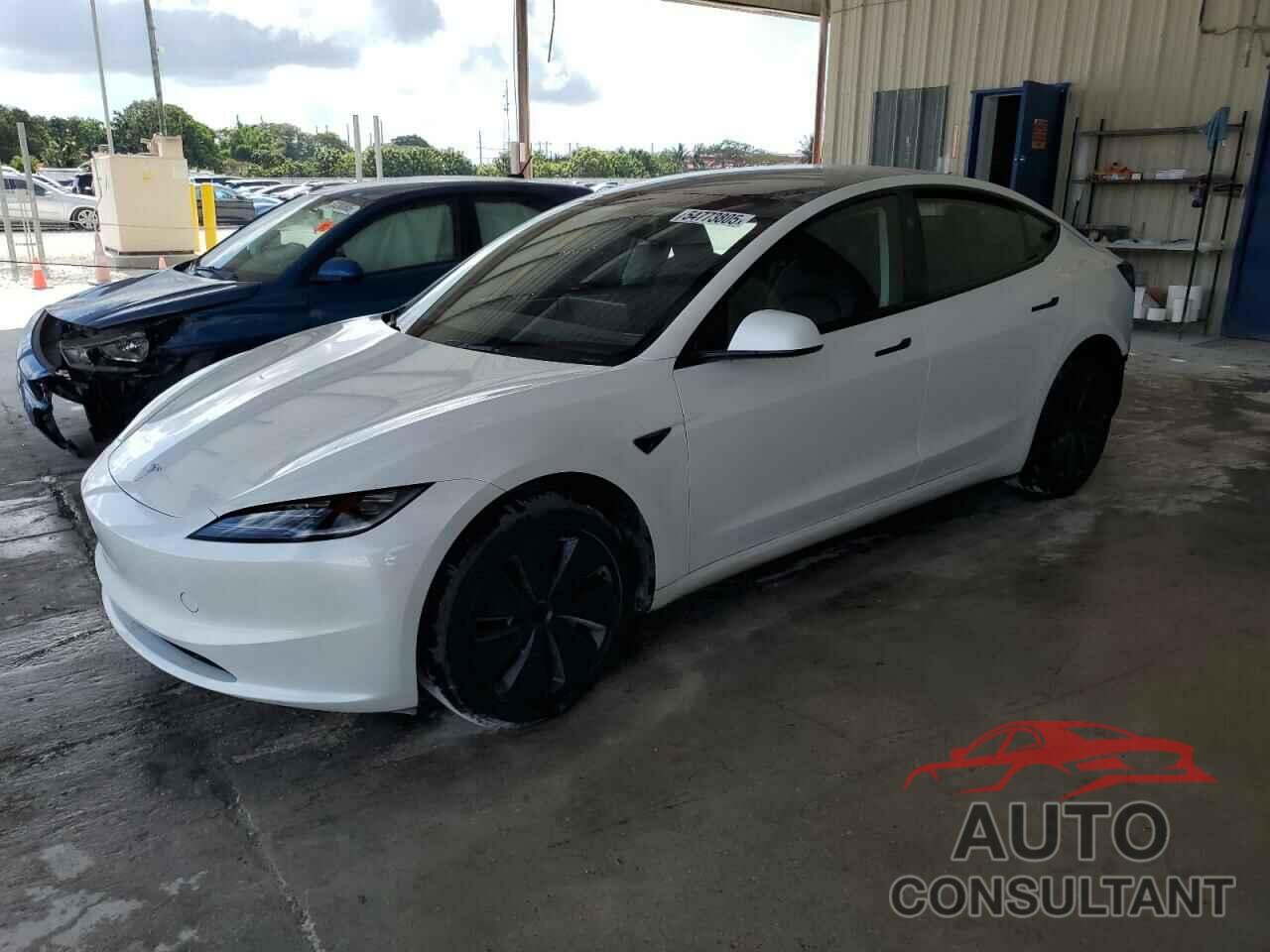 TESLA MODEL 3 2024 - 5YJ3E1EA0RF743987